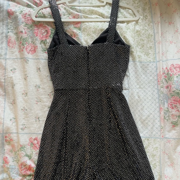 Black Sequin Jumpsuit from Le Chateau - Picture 3 of 7